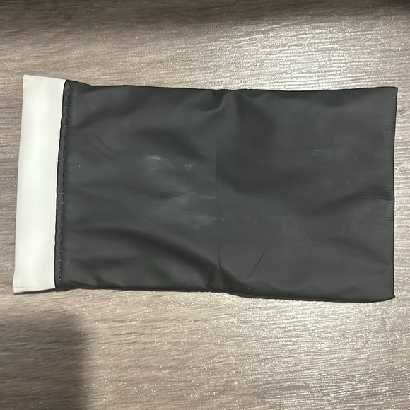 Quay Australia mirrored Rhymes Sunglasses - Picture 9 of 12